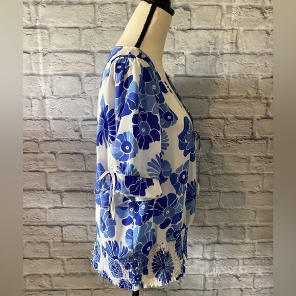 Blouseology - Blue & White Floral Print Blouse - Picture 4 of 8
